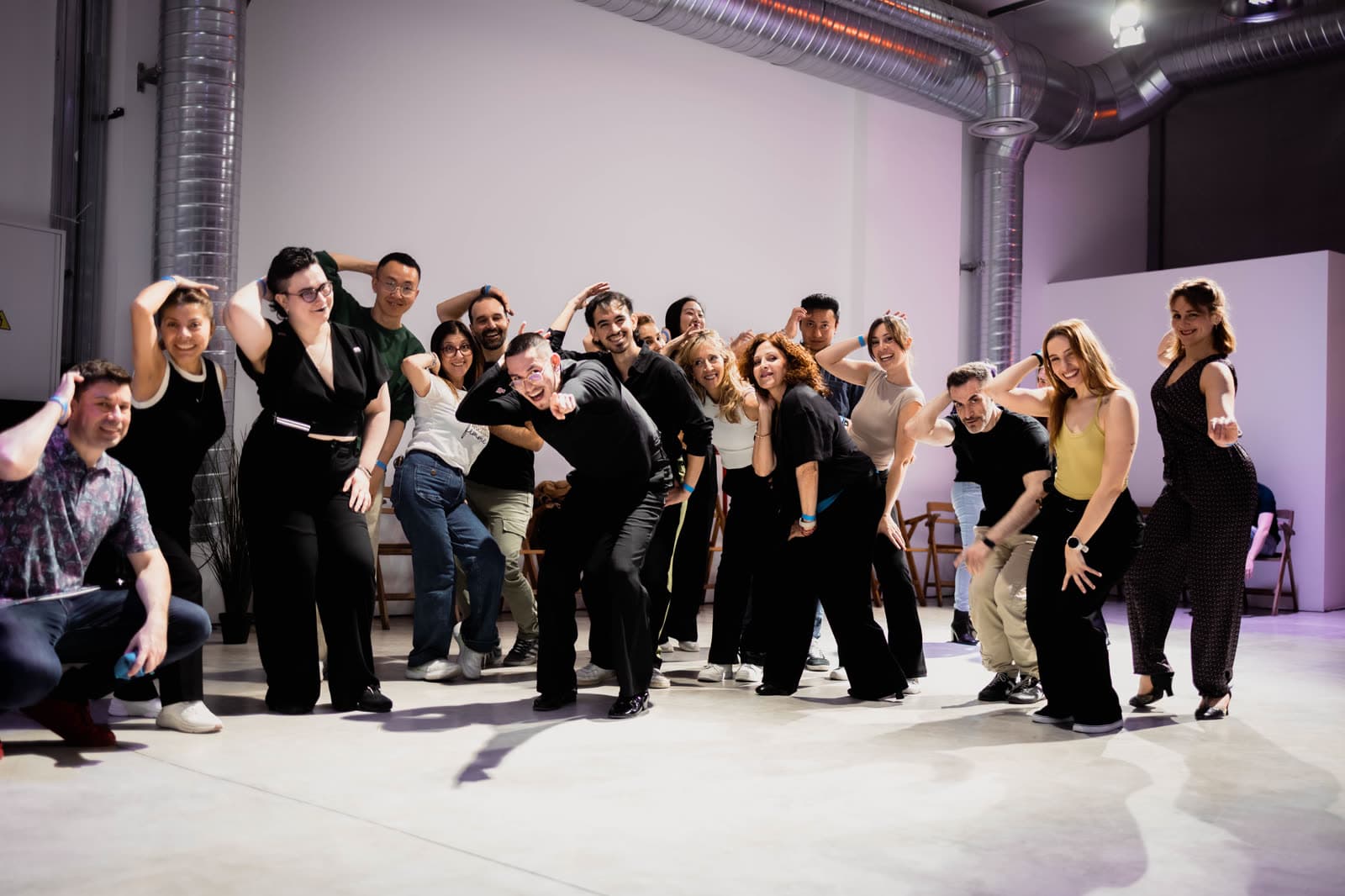 Grupo de asistentes de La Mandinguera en Madrid